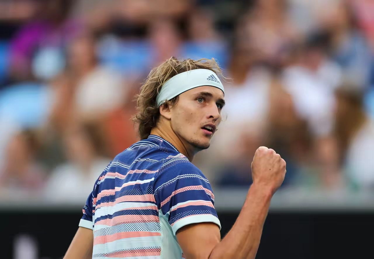 法国网球队险胜澳大利亚网球队，兹维列夫惊艳世界的简单介绍