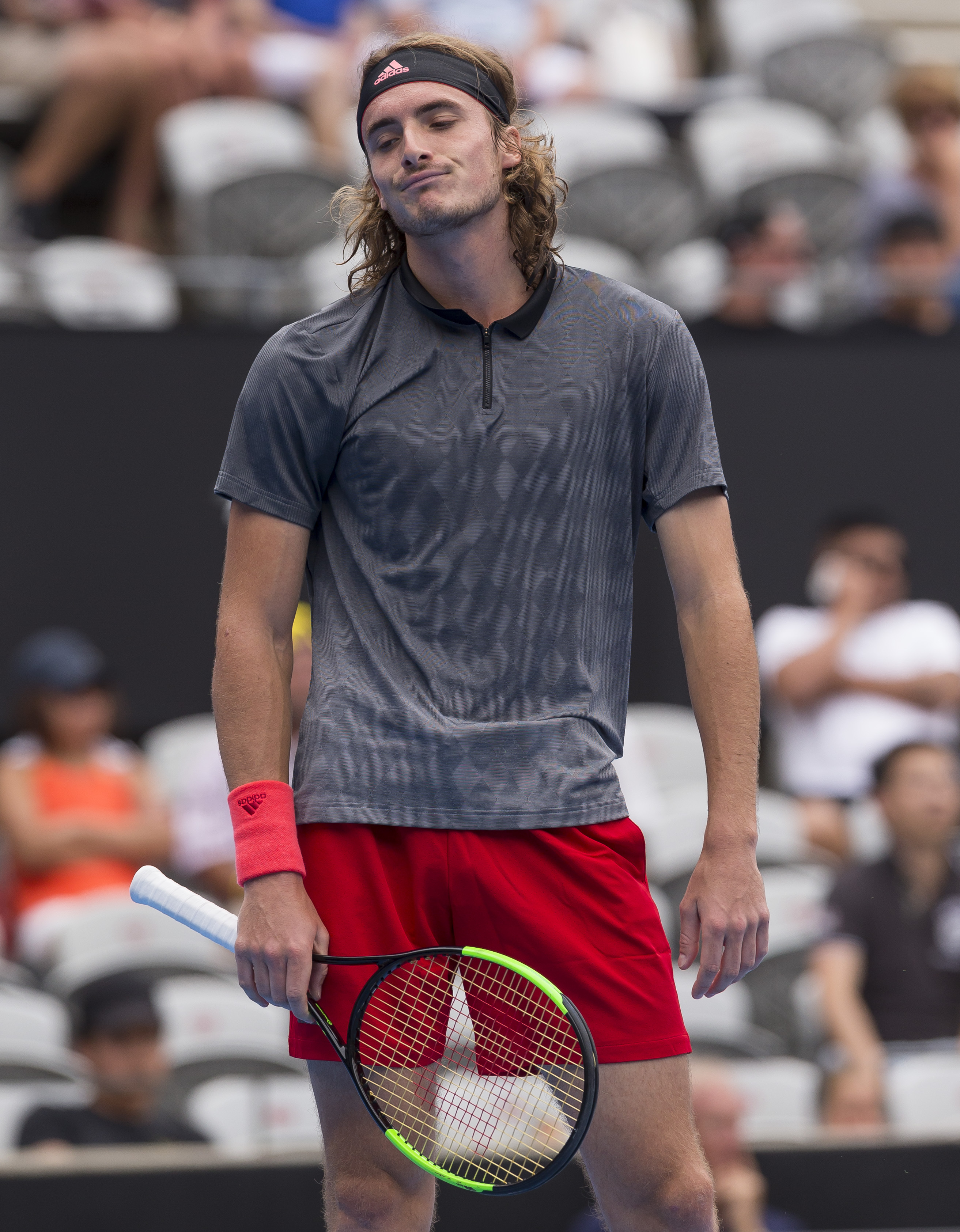 关于美国网球队逆转澳大利亚网球队，西西帕斯惊艳世界的信息