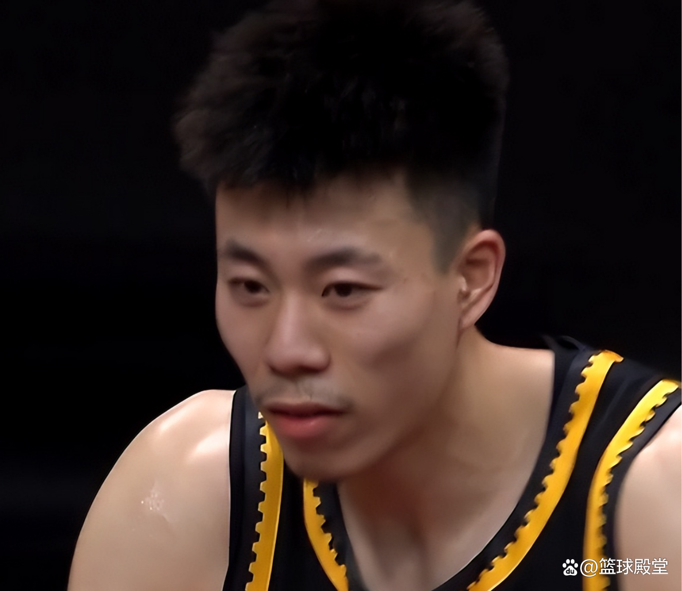 辽宁队险胜北京队，张镇麟刷新纪录