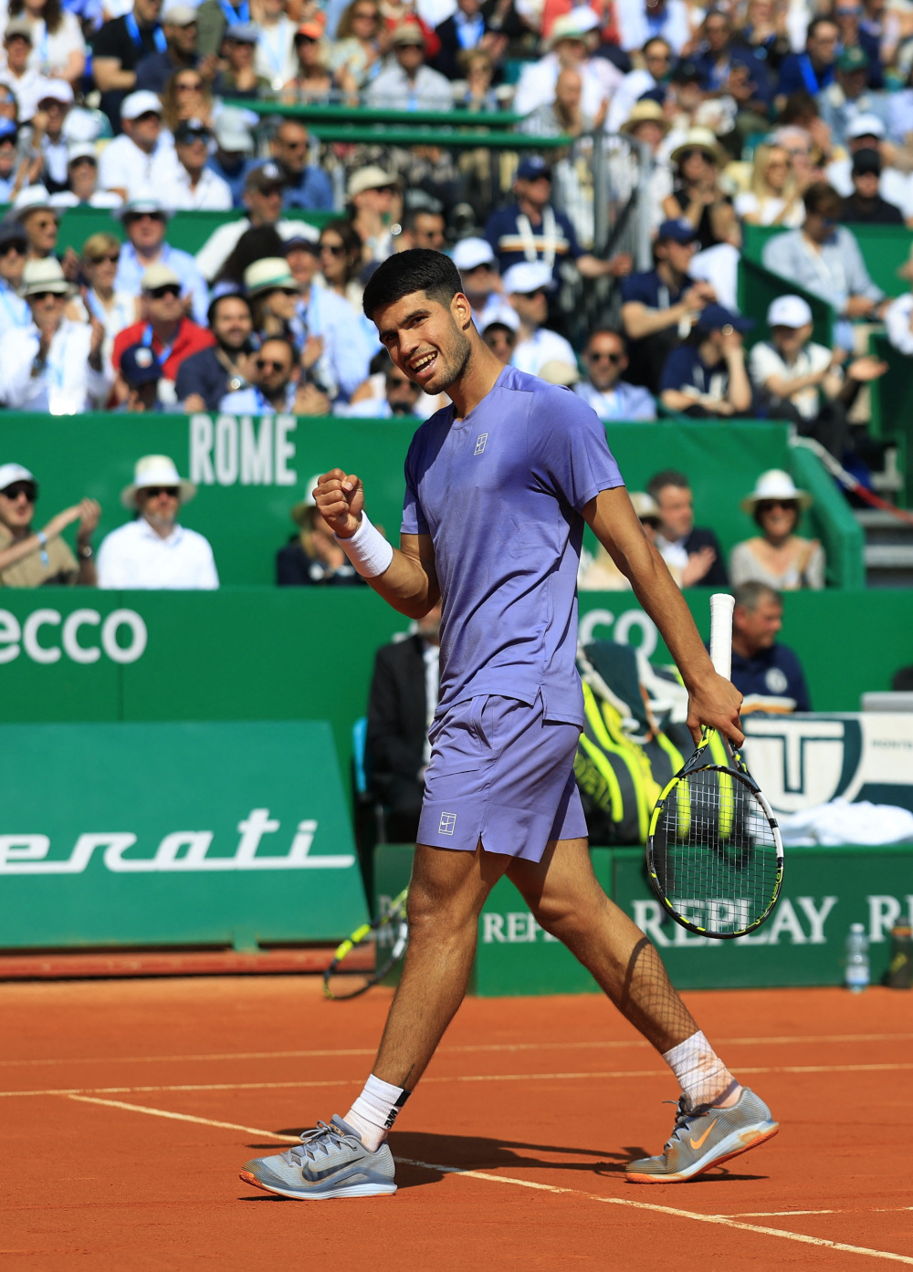 开云体育在线-ATP总决赛鏖战蒙特卡洛大师赛，阿尔卡拉斯惊艳四座