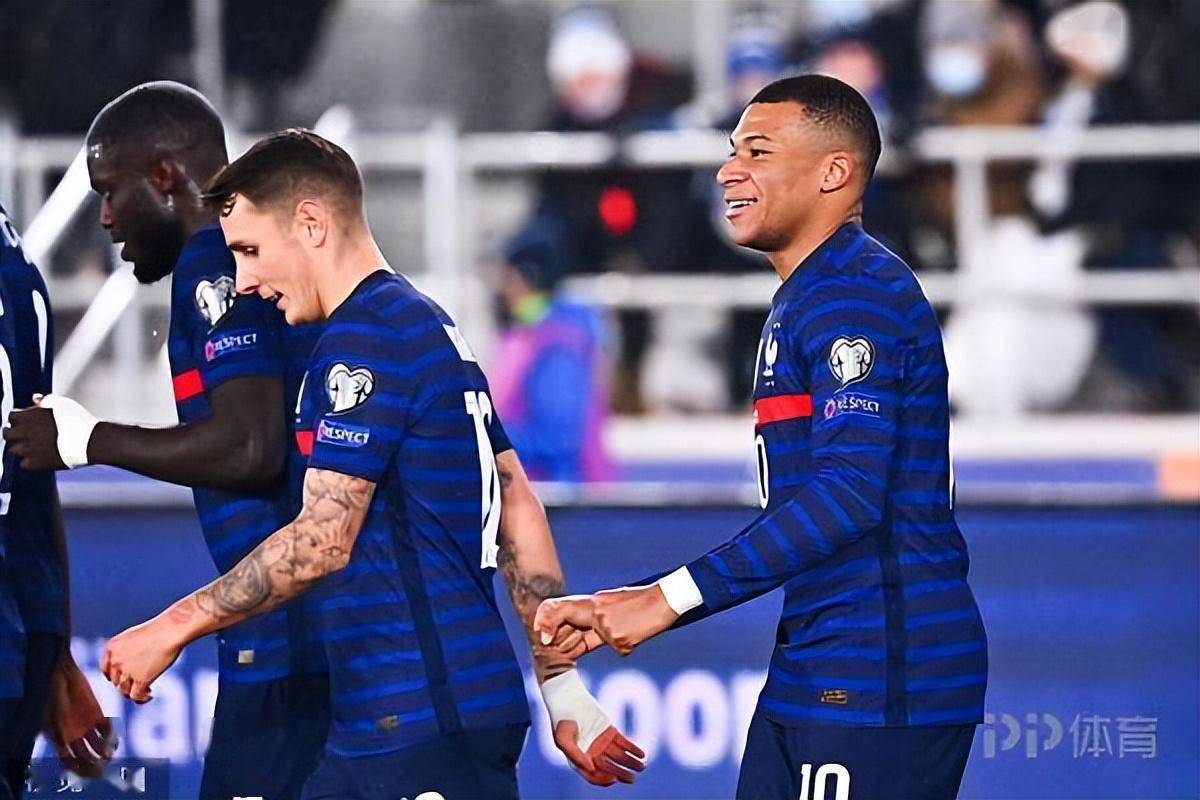 开云下载-法国队横扫印度队，李梓嘉点燃赛场