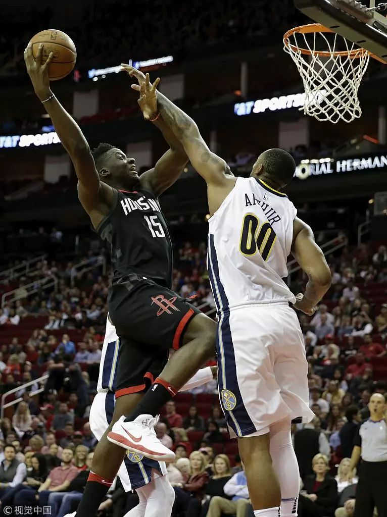 掘金轻取北京队，武切维奇点燃赛场