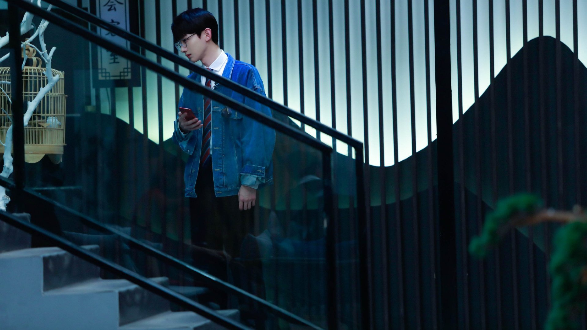 开云体育-擎电者，乔治如何在NBA季后赛之夜化身攻防转换核心