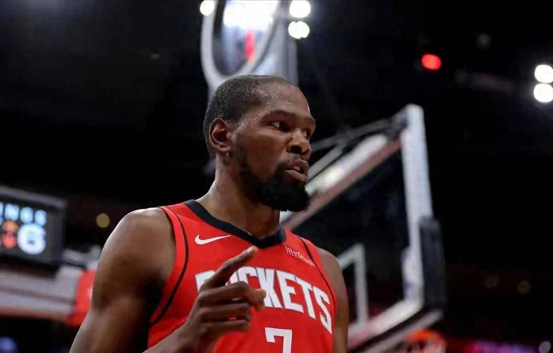 杜兰特爆发,活塞生死战取胜辽宁队 杜兰特爆发,活塞生死战取胜辽宁队